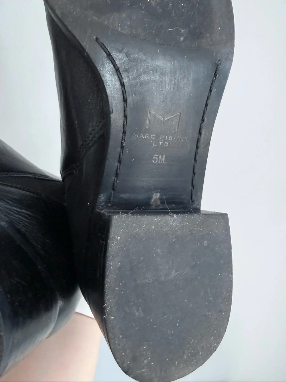 Marc Fisher LTD Yale Black Leather Chelsea Ankle Boots Pointed Toe 5 Minimalist